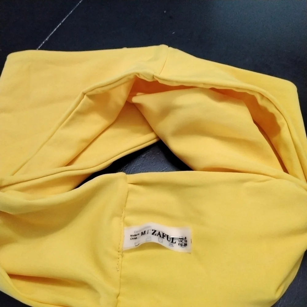 Zaful 82% sits thigh